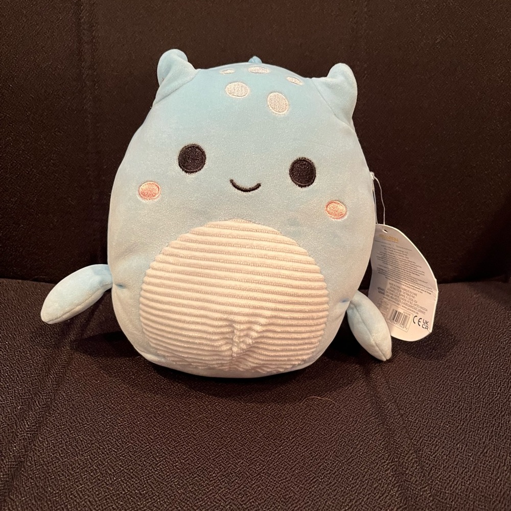 Lune squishmallow